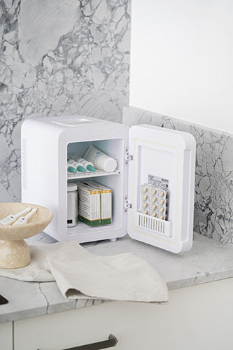Adler AD 8085 fridge Freestanding 4 L G