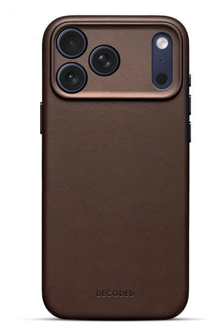 Decoded Leather Backcover for iPhone 17 Pro Max in Chocolate Brown