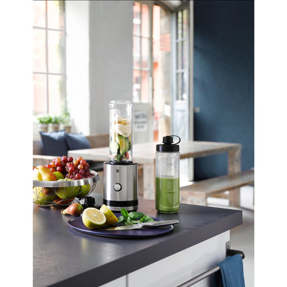 WMF consumer electric KÜCHENminis Smoothie-to-go (edelstahl/schwarz, 300 Watt, Behälter 0,6 Liter)