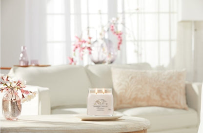 Yankee Medium Candle — Warm Cashmere