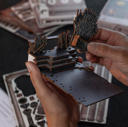 Revell Tiny Adventures House of the Dragon Iron Throne