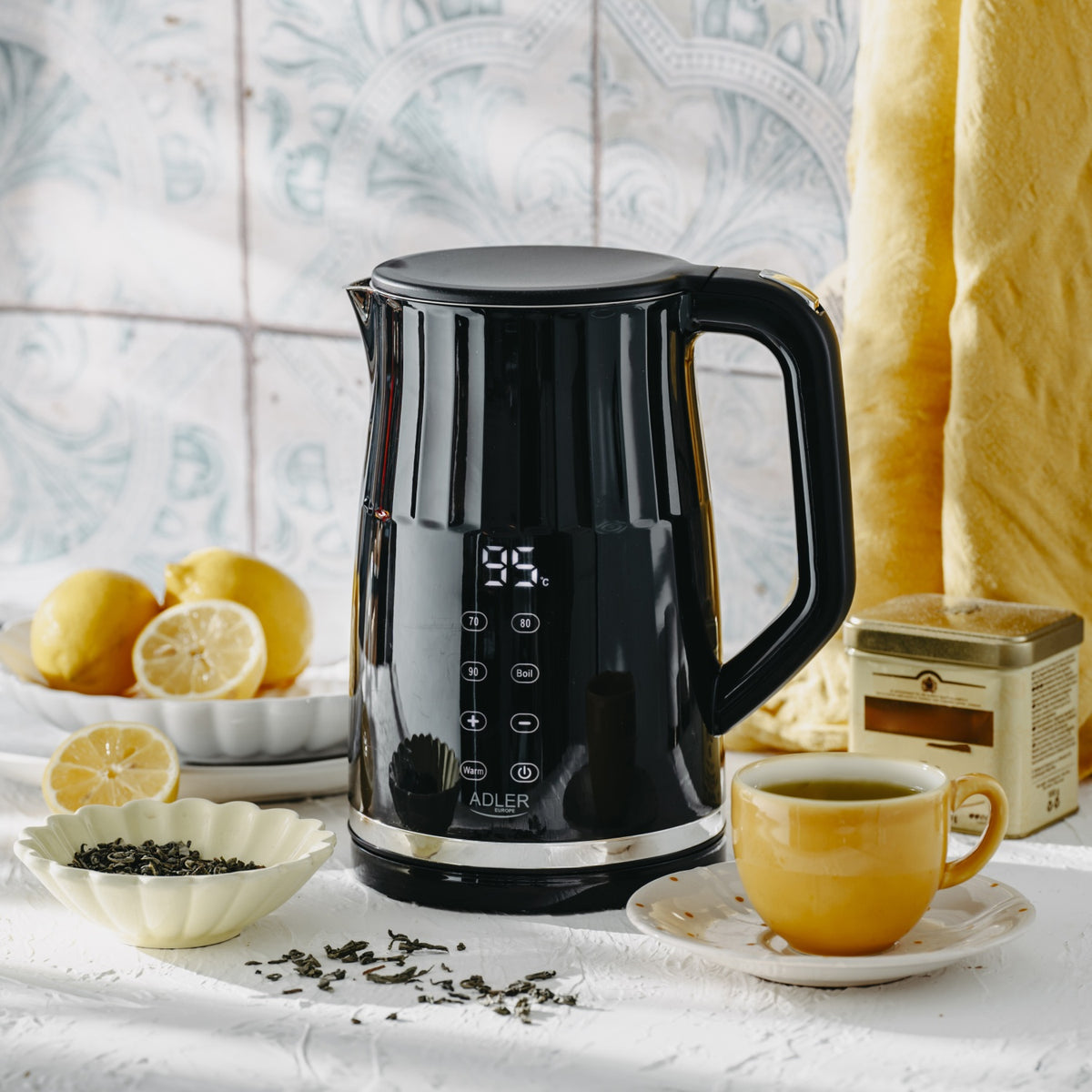Adler AD 1350 1.7L temperature-controlled LED electric kettle Black