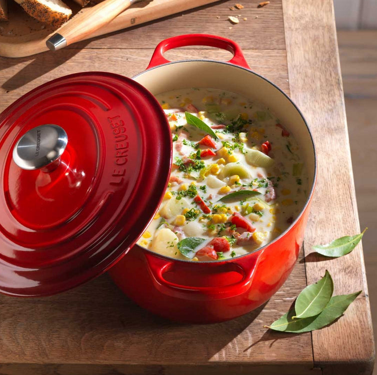 Le Creuset Signature Οβάλ Κατσαρόλα 27 εκ ηφαιστειακού χρώματος